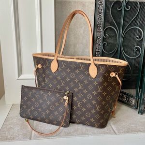 Louis Vuitton Neverfull MM & Pouch Monogram Print